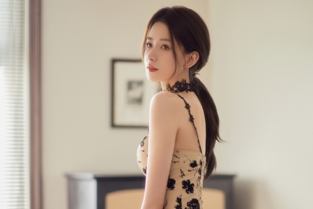 再婚皇后漫画封面